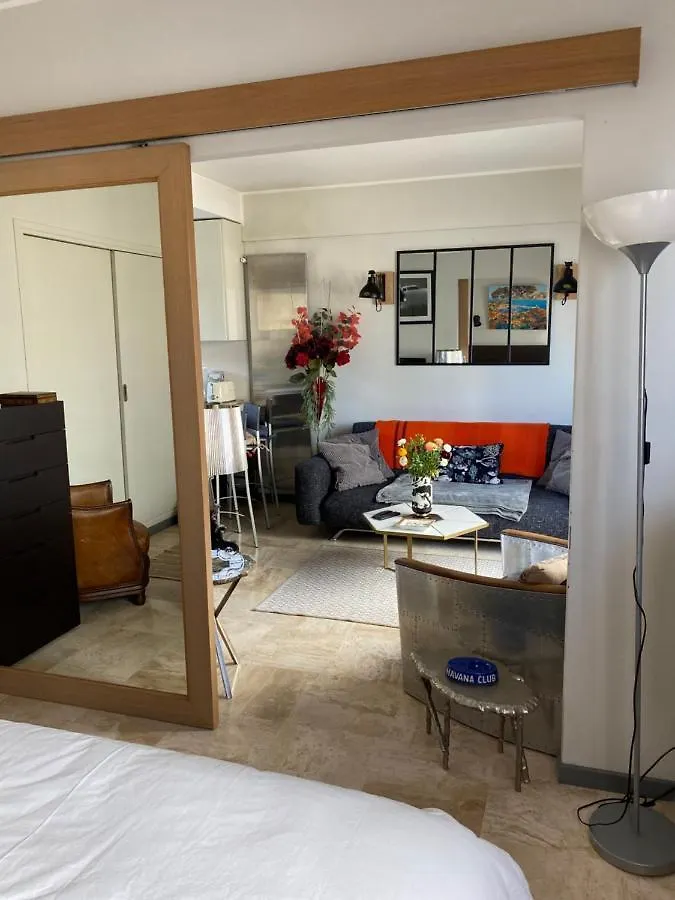 Apartment Ferienwohnung 2 Pieces Port De Beaulieu Sur Mer Frankreich