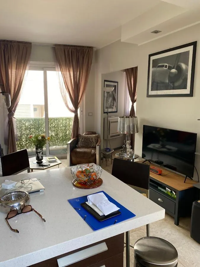 Ferienwohnung 2 Pieces Port De Beaulieu Sur Mer Apartment